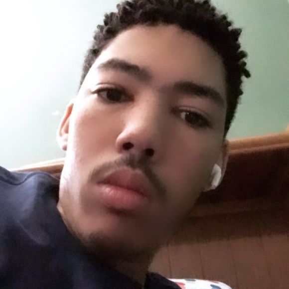 Meet your Posher, Andrew - Picture 1 of 1